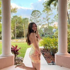 Windsor XS Party Dress. Shimmers sunset colors, pink, orange, yellow, rose gold.